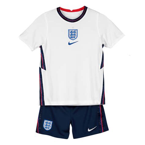 england football kit age 10